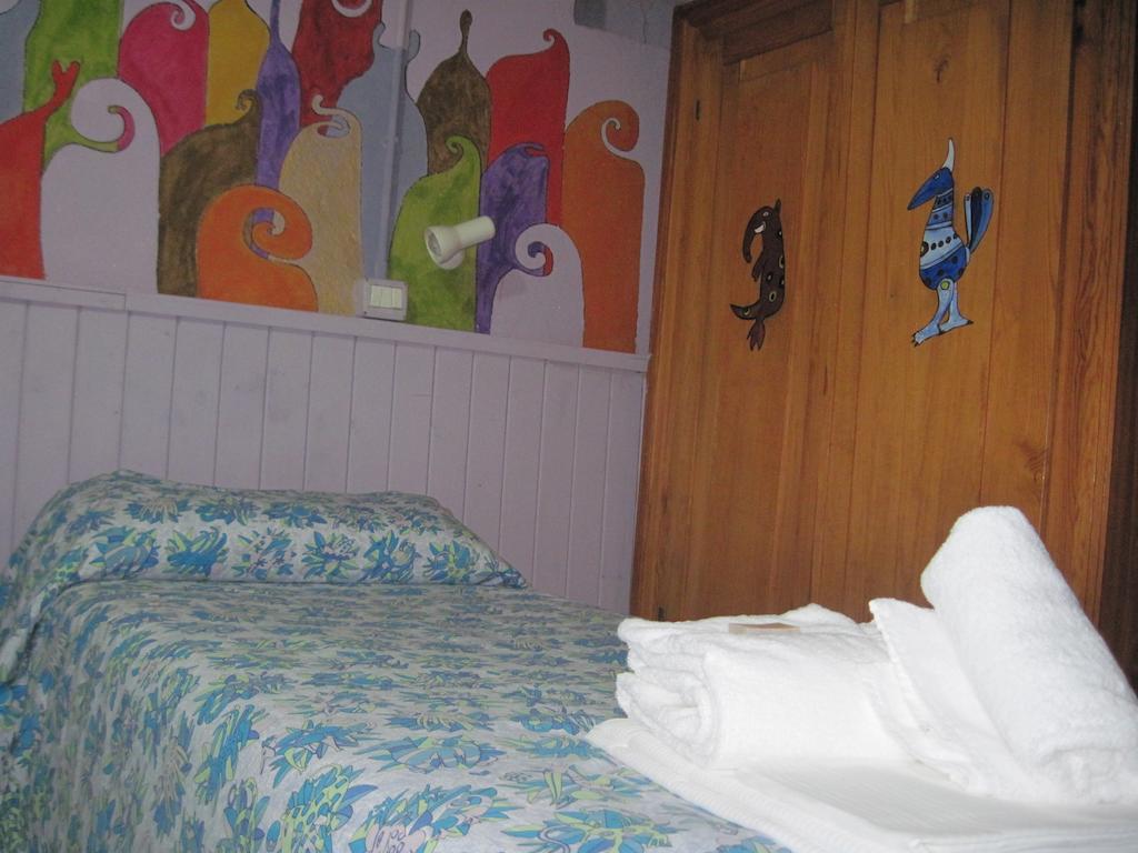 Libera Universita Di Alcatraz Guest House Morleschio ห้อง รูปภาพ